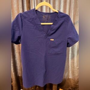 FIGS V-Neck Short Sleeve Scrub Top